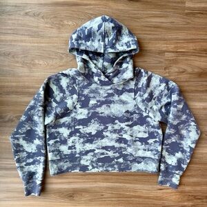 Lululemon Loungeful Cropped Hoodie (heritage camo, size 8)